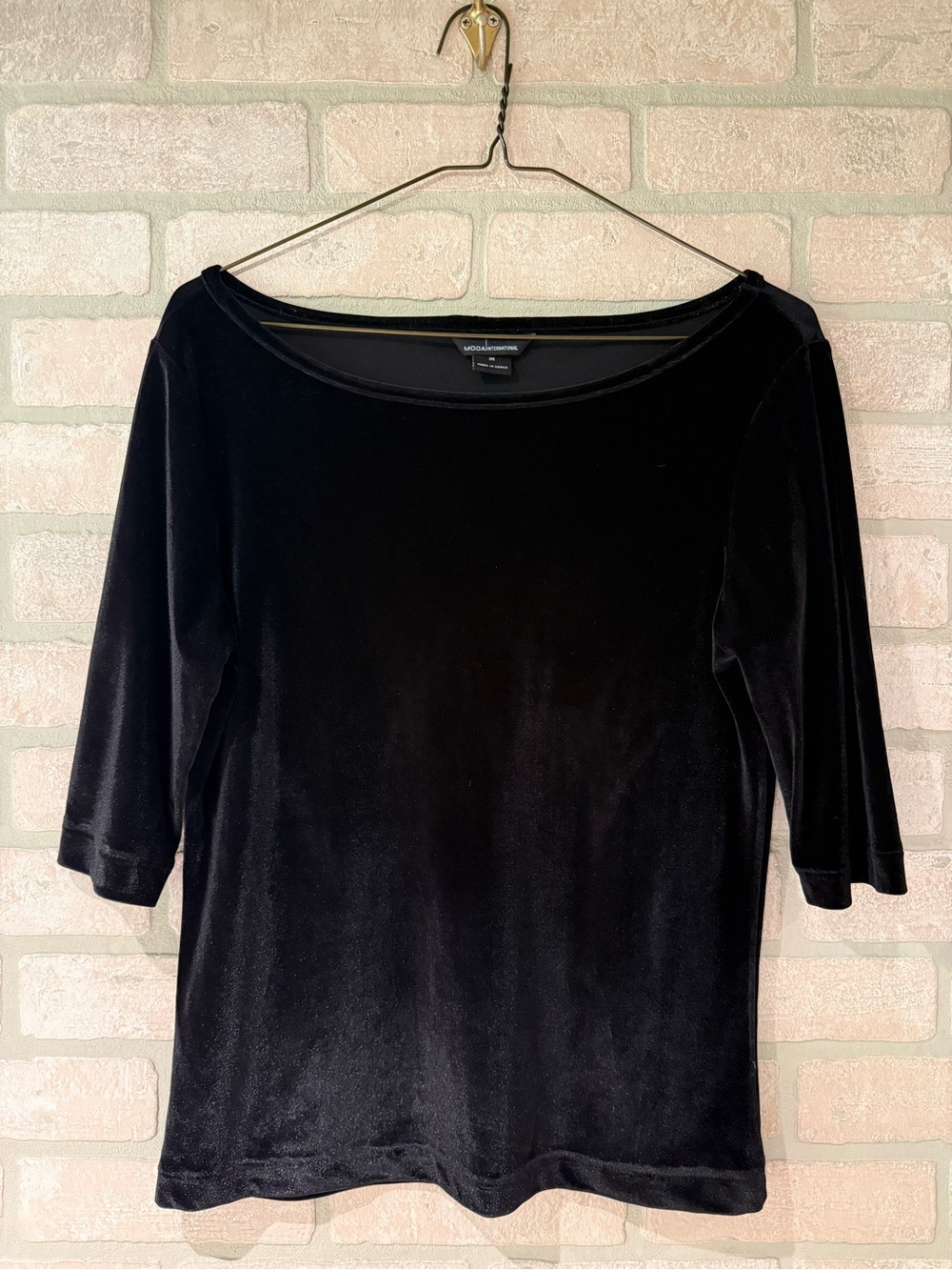 Vintage Moda International Black Velvet Top Boat Neck 3/4 Sleeve Medium Y2K